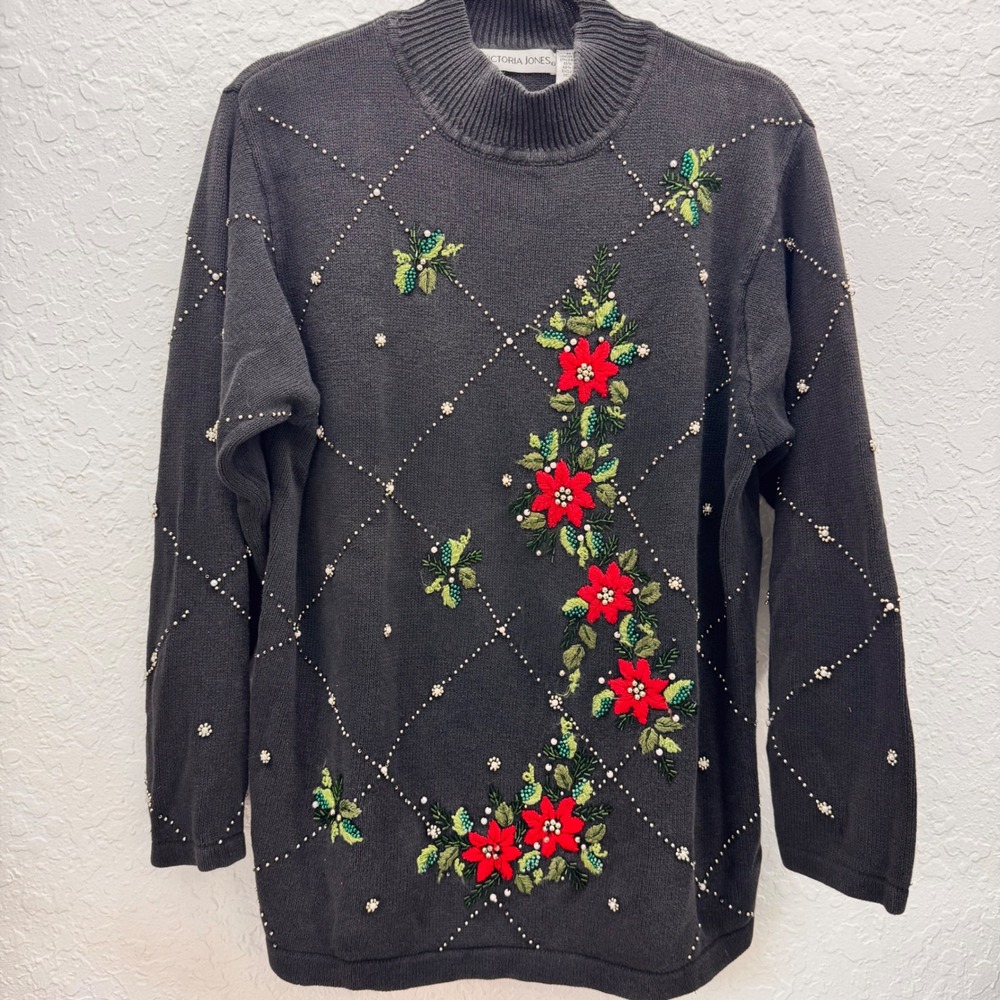 Victoria Jones Womens XL Beaded Poinsettia Christmas Sweater Black Holiday